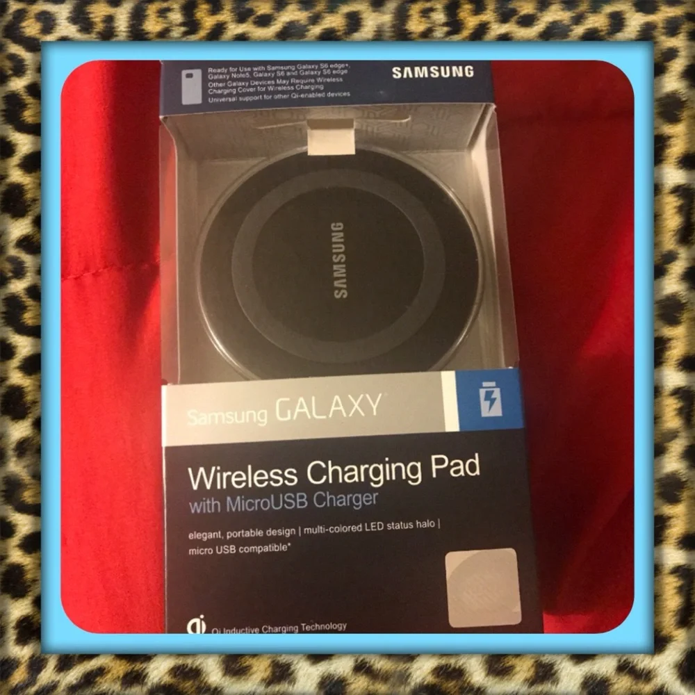 👑✅PRICE FIRM✅ Samsung Galaxy Black Wireless Charging Pad